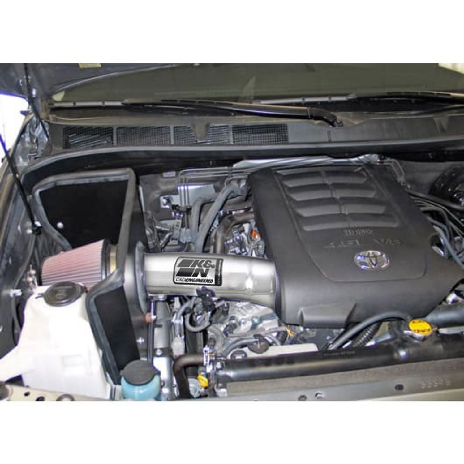 Performance Air Intake System <br> 10-12 Toyota Sequoia, 10-19 Toyota Tundra