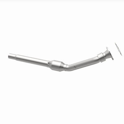 Standard Grade Federal / EPA Compliant Direct-Fit Catalytic Converter <br>99-04 Volkswagen Beetle, 00-05 Jetta, 00-06 Golf 1.8L