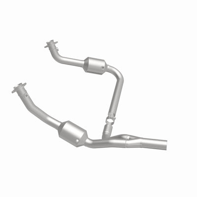 OEM Grade Federal / EPA Compliant Direct-Fit Catalytic Converter <br>10-11 Jeep Wrangler 3.8L