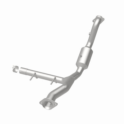 OEM Grade Federal / EPA Compliant Direct-Fit Catalytic Converter <br>15-20 Ford F-150 2.7L