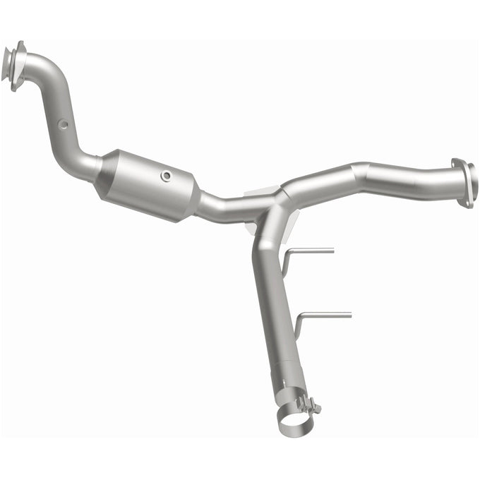 OEM Grade Federal / EPA Compliant Direct-Fit Catalytic Converter <br>15-20 Ford F-150 2.7L
