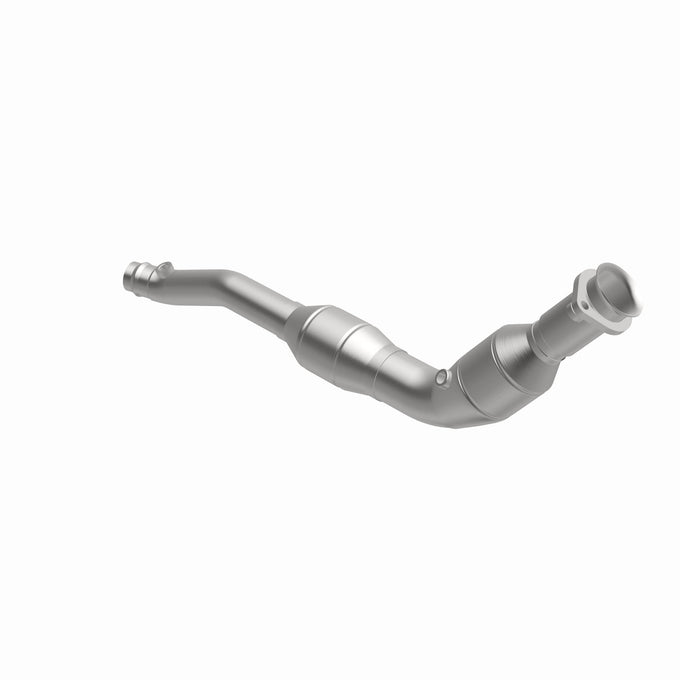 OEM Grade Federal / EPA Compliant Direct-Fit Catalytic Converter <br>14-16 Land Rover LR4 3.0L