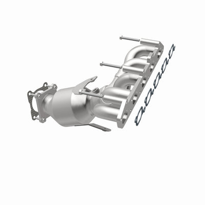 OEM Grade Federal / EPA Compliant Manifold Catalytic Converter <br>01-05 Volvo S60, 01-05 V70