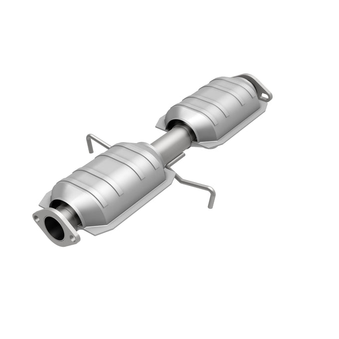 Standard Grade Federal / EPA Compliant Direct-Fit Catalytic Converter <br>85-86 Mitsubishi Galant 2.4L