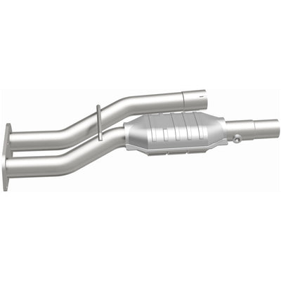 HM Grade Federal / EPA Compliant Direct-Fit Catalytic Converter <br>96-00 Chevy, GMC C/ K 2500-3500, Suburban