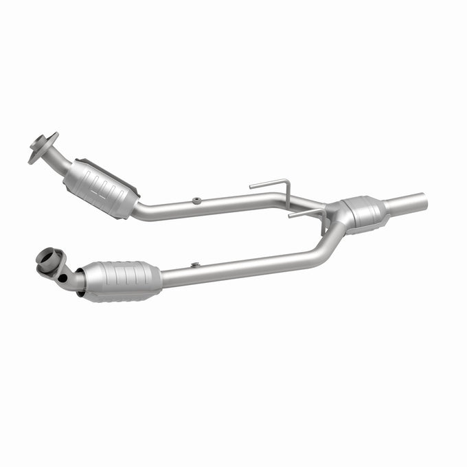 HM Grade Federal / EPA Compliant Direct-Fit Catalytic Converter <br>96-97 Ford Thunderbird, Mercury Cougar 3.8L
