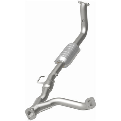HM Grade Federal / EPA Compliant Direct-Fit Catalytic Converter <br>96-97 Isuzu Rodeo, Honda Passport 3.2L