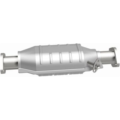 Standard Grade Federal / EPA Compliant Direct-Fit Catalytic Converter <br>81-82 Toyota Corolla 1.8L