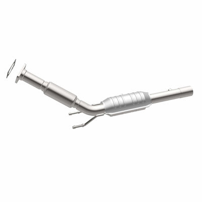 HM Grade Federal / EPA Compliant Direct-Fit Catalytic Converter <br>12-14 Volkswagen Beetle, Passat 2.5L
