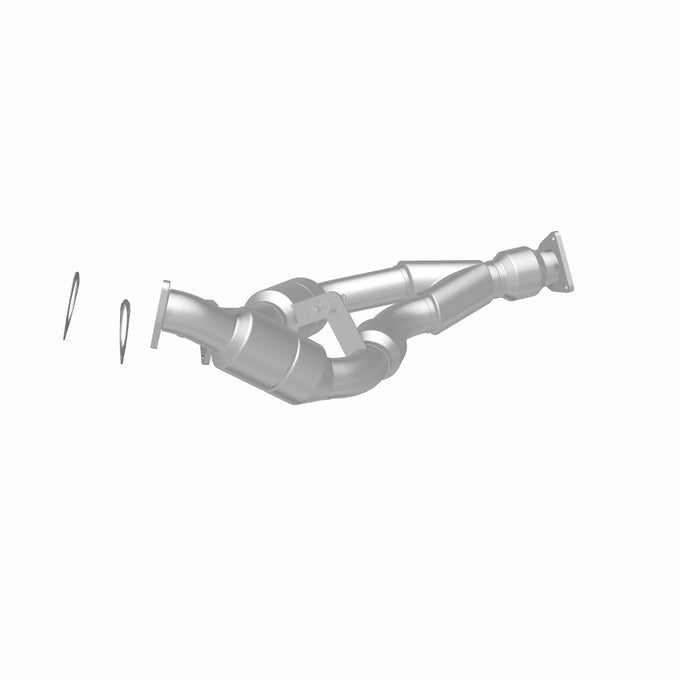 HM Grade Federal / EPA Compliant Direct-Fit Catalytic Converter <br>04-06 Porsche Cayenne, Volkswagen Touareg 3.2L