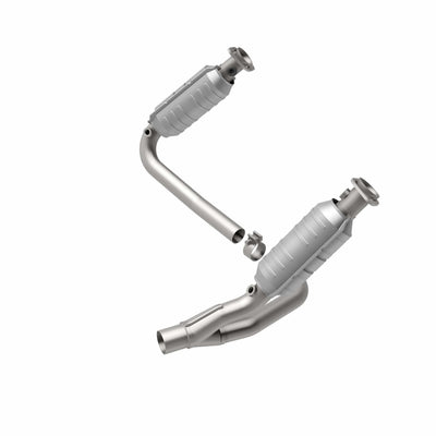 HM Grade Federal / EPA Compliant Direct-Fit Catalytic Converter <br>05-06 Dodge Dakota, 2006 Mitsubishi Raider 3.7L