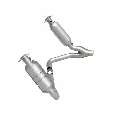 HM Grade Federal / EPA Compliant Direct-Fit Catalytic Converter <br>05-06 Dodge Dakota, 2006 Mitsubishi Raider 3.7L