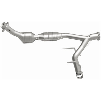 HM Grade Federal / EPA Compliant Direct-Fit Catalytic Converter <br>03-04 Ford Expedition 5.4L