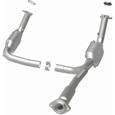 HM Grade Federal / EPA Compliant Direct-Fit Catalytic Converter <br>03-04 Isuzu Ascender, 03-06 Chevy Trailblazer EXT 5.3L