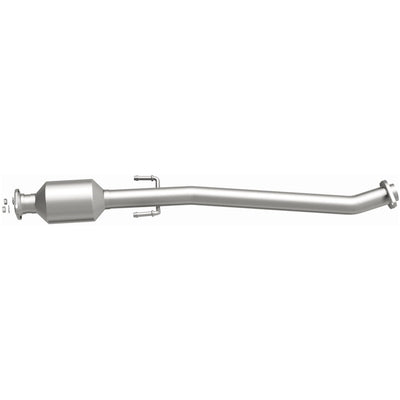 OEM Grade Federal / EPA Compliant Direct-Fit Catalytic Converter <br>2020 Toyota Highlander 3.5L