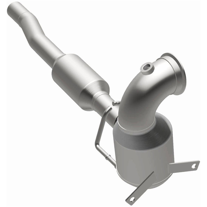 OEM Grade Federal / EPA Compliant Direct-Fit Catalytic Converter <br>16-18 Volkswagen Jetta 1.4L