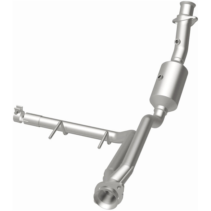 OEM Grade Federal / EPA Compliant Direct-Fit Catalytic Converter <br>18-20 Ford F-150 3.3L