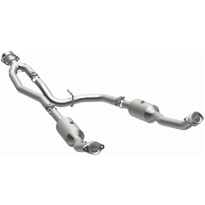 OEM Grade Federal / EPA Compliant Direct-Fit Catalytic Converter <br>20-21 Ford Transit-150-350 HD 3.5L