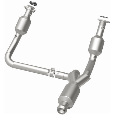 OEM Grade Federal / EPA Compliant Direct-Fit Catalytic Converter <br>2015 Chevy Suburban, Tahoe, GMC Yukon XL 5.3L