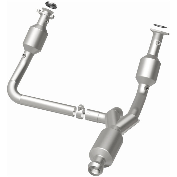 OEM Grade Federal / EPA Compliant Direct-Fit Catalytic Converter <br>2015 Chevy Suburban, Tahoe, GMC Yukon XL 5.3L