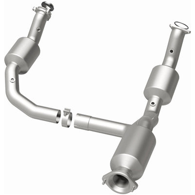 OEM Grade Federal / EPA Compliant Universal Catalytic Converter <br>21-23 Chevy Express / GMC Savana 2500, 3500, 4500
