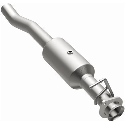 OEM Grade Federal / EPA Compliant Direct-Fit Catalytic Converter <br>16-19 Ford F-650, F-750 6.8L