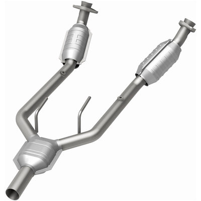 California Grade CARB Compliant Direct-Fit Catalytic Converter <br>96-97 Ford Thunderbird, Mercury Cougar 3.8L