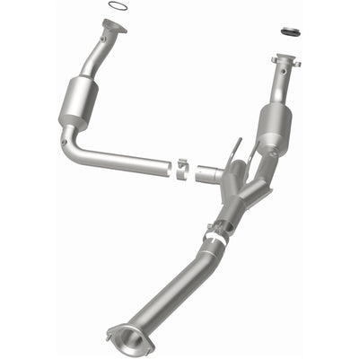 California Grade CARB Compliant Direct-Fit Catalytic Converter <br>03-05 Chevy Express 1500, 2500, GMC Savana 1500, 2500