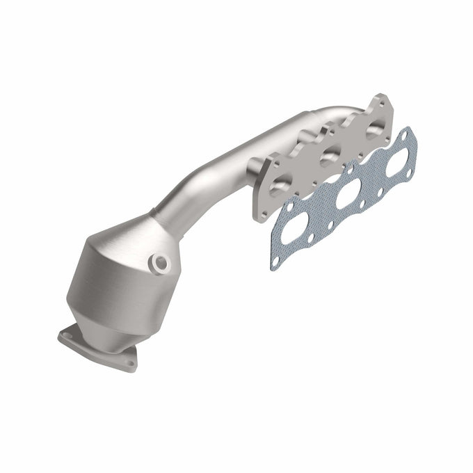OEM Grade Federal / EPA Compliant Manifold Catalytic Converter <br>99-05 Suzuki Grand Vitara, 01-04 Chevy Tracker 2.5L