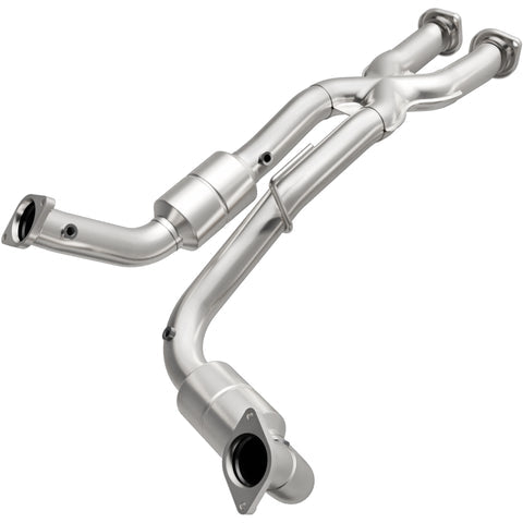 OEM Grade Federal / EPA Compliant Direct-Fit Catalytic Converter <br>06-10 Jeep Grand Cherokee 6.1L