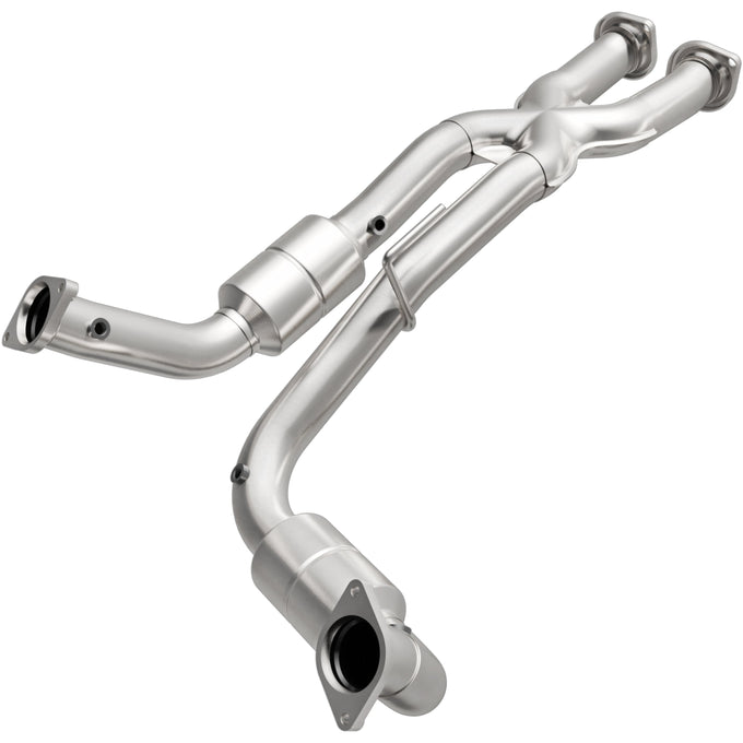 OEM Grade Federal / EPA Compliant Direct-Fit Catalytic Converter <br>06-10 Jeep Grand Cherokee 6.1L