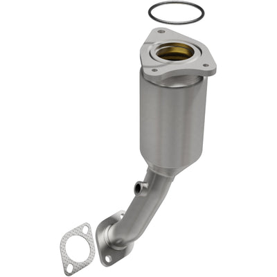 OEM Grade Federal / EPA Compliant Direct-Fit Catalytic Converter <br>2004 Chevy Malibu 3.5L