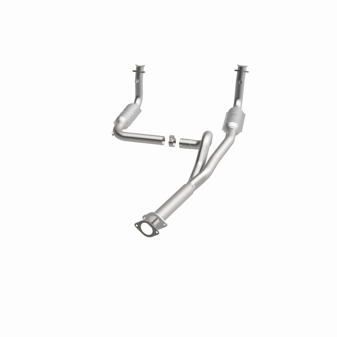 OEM Grade Federal / EPA Compliant Direct-Fit Catalytic Converter <br>00-02 Chevy Express / GMC Savana 1500, 2500, 3500