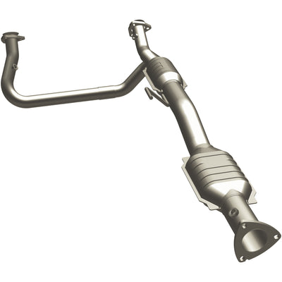 OEM Grade Federal / EPA Compliant Direct-Fit Catalytic Converter <br>00-05 Chevy Astro, GMC Safari 4.3L