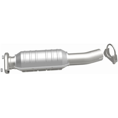 OEM Grade Federal / EPA Compliant Direct-Fit Catalytic Converter <br>04-10 Toyota Sienna 3.3L, 3.5L