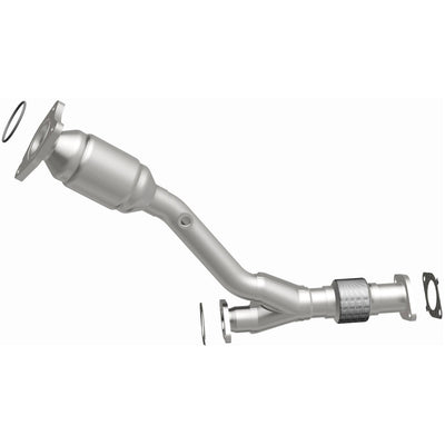 OEM Grade Federal / EPA Compliant Direct-Fit Catalytic Converter <br>05-07 Chevy Malibu 3.5L, 05-06 Pontiac G6 3.5L