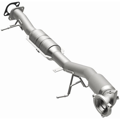 OEM Grade Federal / EPA Compliant Direct-Fit Catalytic Converter <br>06-13 Volvo C70, 05-11 S40, 05-11 V50, 08-13 C30 2.5L
