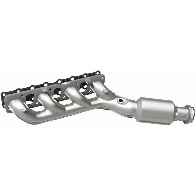 OEM Grade Federal / EPA Compliant Manifold Catalytic Converter <br>12-17 Nissan NV2500, NV3500, 04-15 TITAN, 2004 Armada