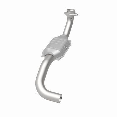 OEM Grade Federal / EPA Compliant Direct-Fit Catalytic Converter <br>05-06 Ford Expedition 5.4L
