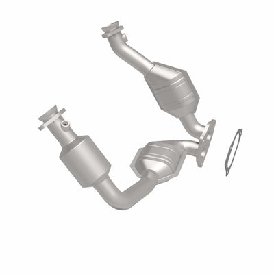 OEM Grade Federal / EPA Compliant Direct-Fit Catalytic Converter <br>01-03 Ford Ranger 3.0L, 01-03 Mazda B3000 3.0L