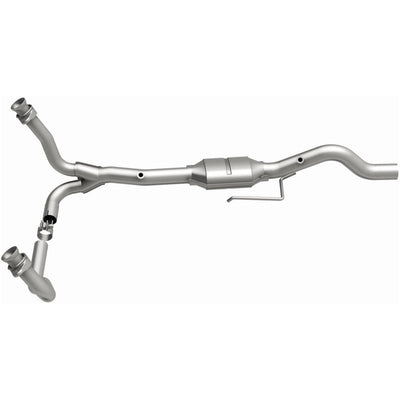 OEM Grade Federal / EPA Compliant Direct-Fit Catalytic Converter <br>00-03 Dodge Durango 4.7L