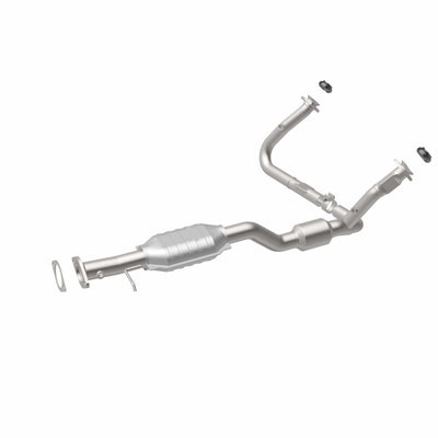 OEM Grade Federal / EPA Compliant Direct-Fit Catalytic Converter <br>01-03 Chevy S10, 01-03 GMC Sonoma 4.3L
