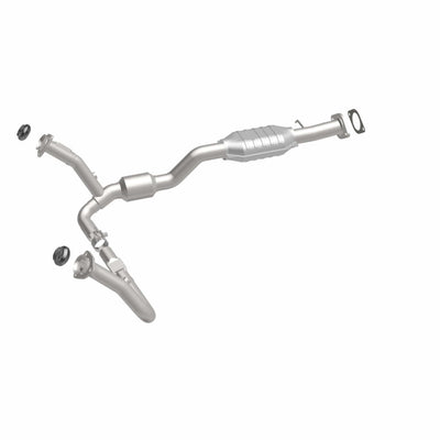 OEM Grade Federal / EPA Compliant Direct-Fit Catalytic Converter <br>01-03 Chevy S10, 01-03 GMC Sonoma 4.3L