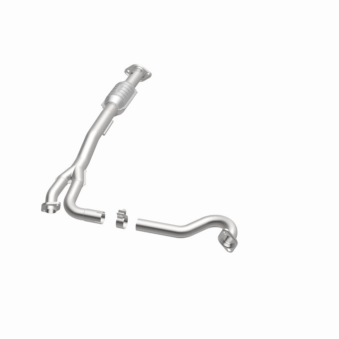 OEM Grade Federal / EPA Compliant Direct-Fit Catalytic Converter <br>02-03 Jeep Liberty 3.7L