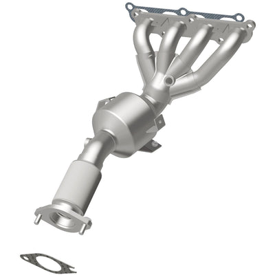 OEM Grade Federal / EPA Compliant Manifold Catalytic Converter <br>11-19 Ford Fiesta 1.6L