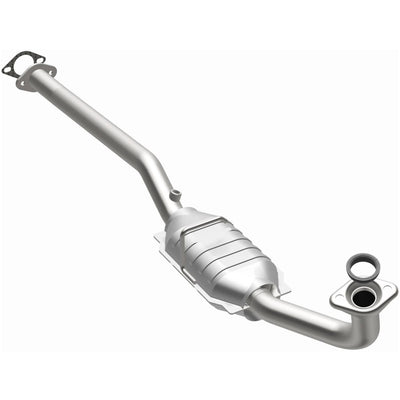 OEM Grade Federal / EPA Compliant Direct-Fit Catalytic Converter <br>95-01 Suzuki Swift, 98-01 Chevy Metro, 95-97 Geo Metro 1.3L