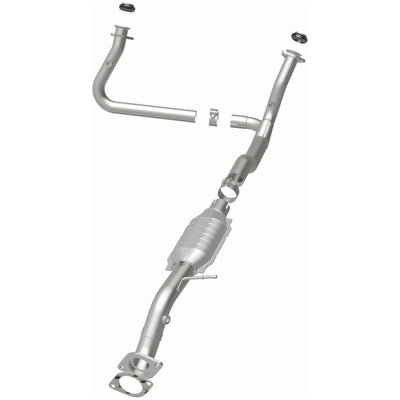 OEM Grade Federal / EPA Compliant Direct-Fit Catalytic Converter <br>00-05 Blazer, 01-04 S10, Sonoma, 00-04 Jimmy, 00-01 Bravada