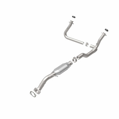 OEM Grade Federal / EPA Compliant Direct-Fit Catalytic Converter <br>00-05 Blazer, 01-04 S10, Sonoma, 00-04 Jimmy, 00-01 Bravada