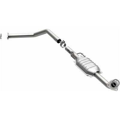OEM Grade Federal / EPA Compliant Direct-Fit Catalytic Converter <br>01-04 Toyota Sequoia 4.7L