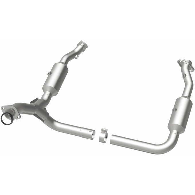 OEM Grade Federal / EPA Compliant Direct-Fit Catalytic Converter <br>07-10 Explorer Sport Trac, 06-10 Explorer, Mountaineer 4.0L